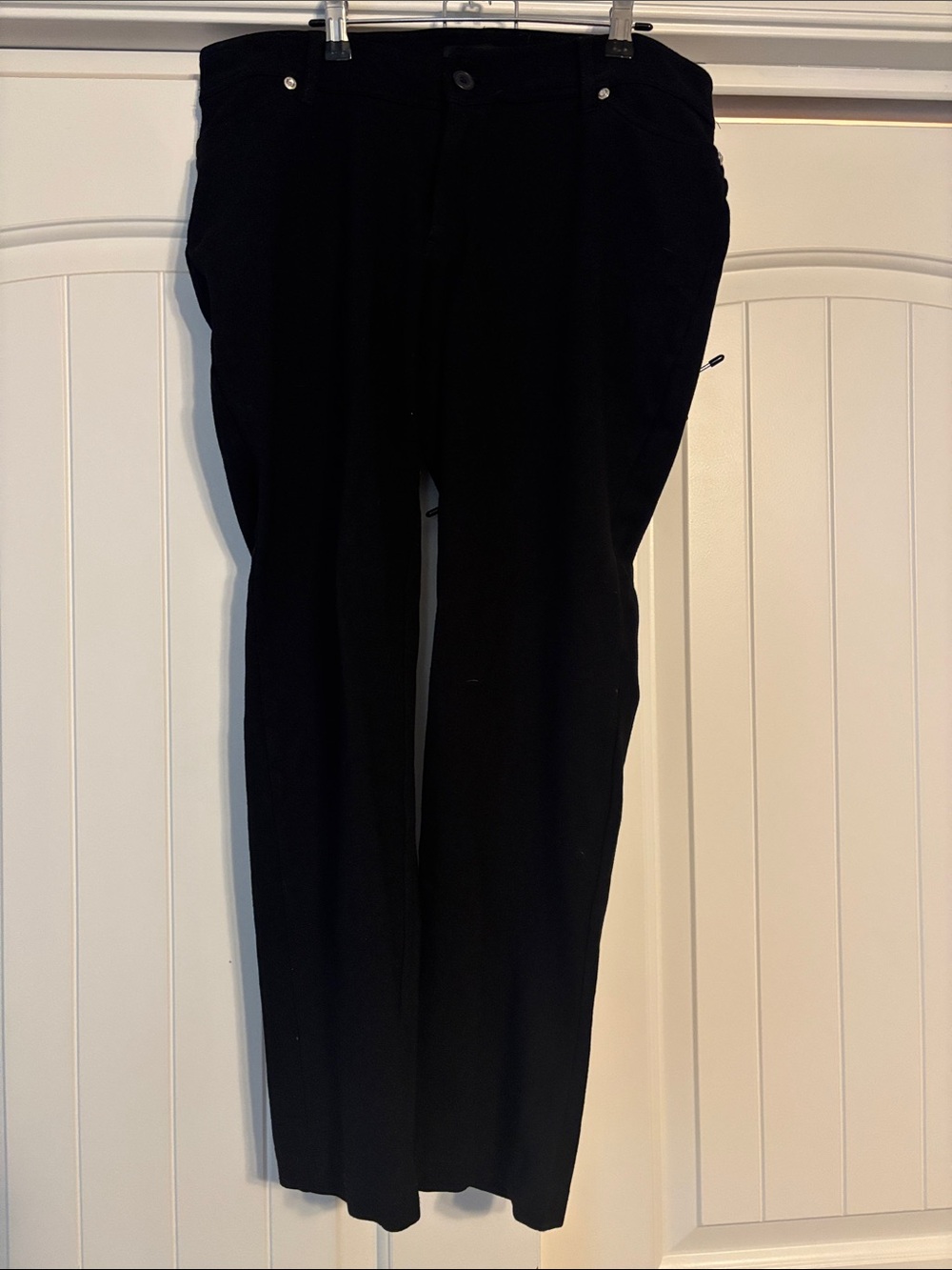 Seven7 Black Women's Straight-Leg Dress Pants